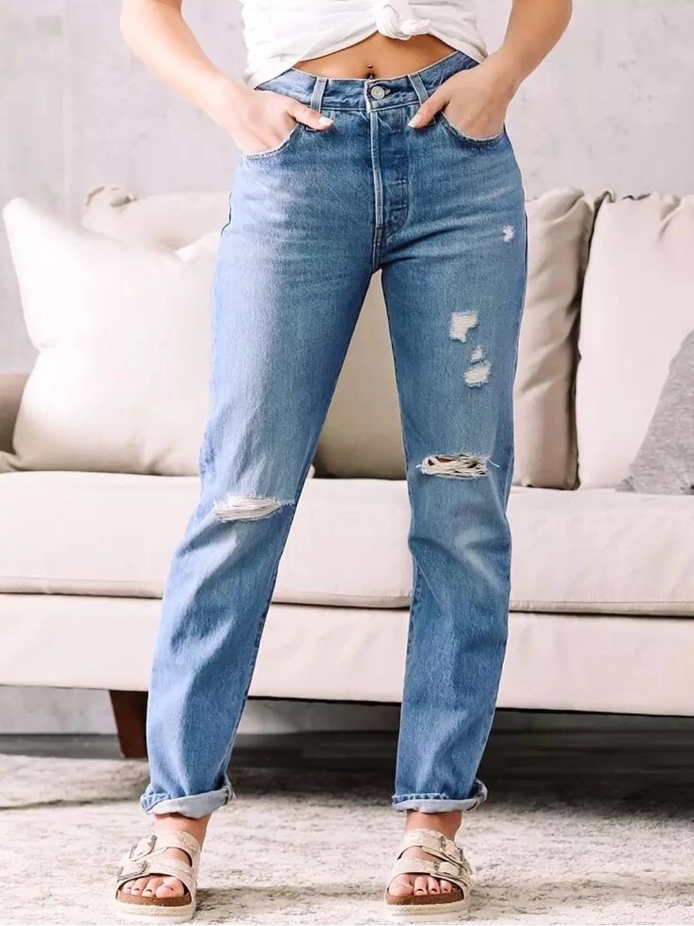 Levi's 501 Straight Leg with Distressing size 31x30